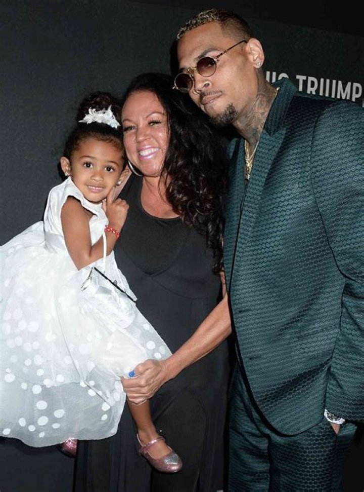 Are both Chris Browns Parents black?