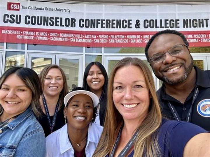 Are college admission counselors worth it?