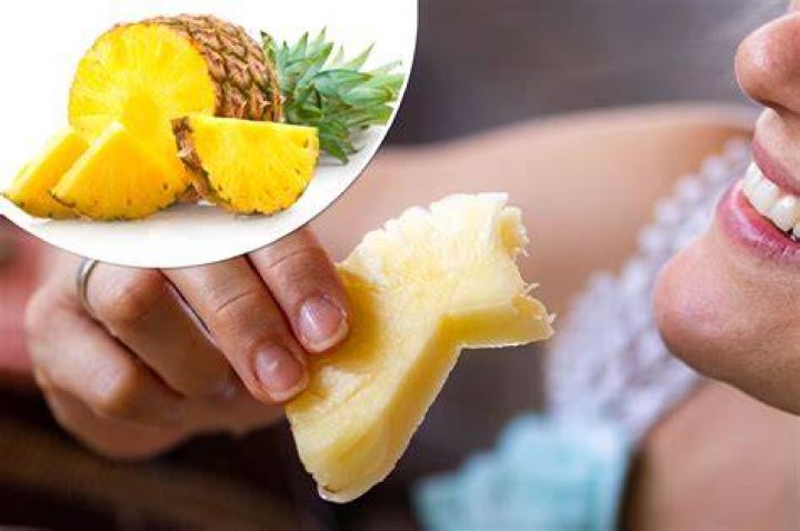 Can you eat pineapple if it turns brown?