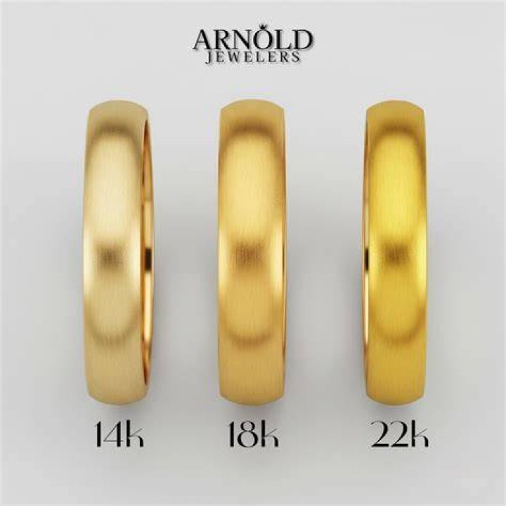 How can you tell the difference between 18K and 24K gold?