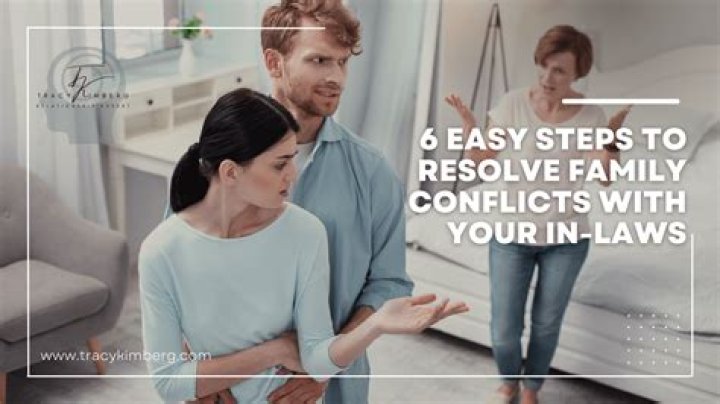 How do businesses deal with family conflict?