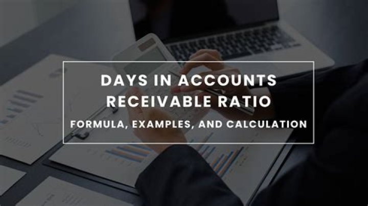 How do you calculate days in accounts receivable?