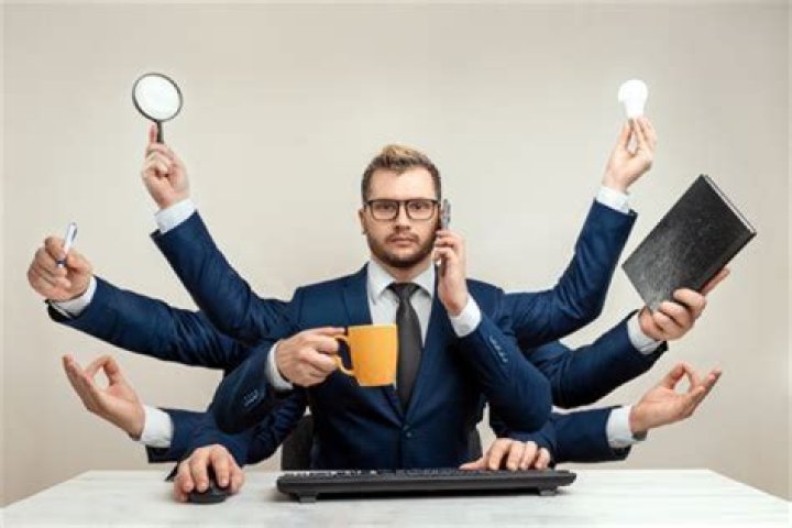 How do you handle multiple tasks and priorities?