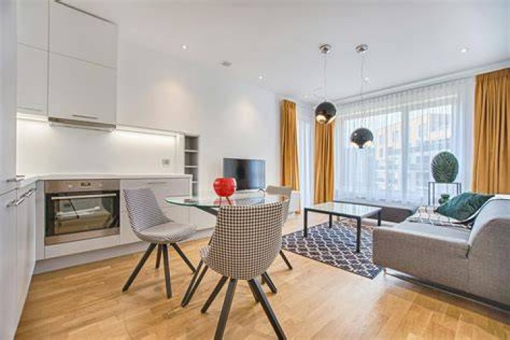 Is cosigning for an apartment bad?