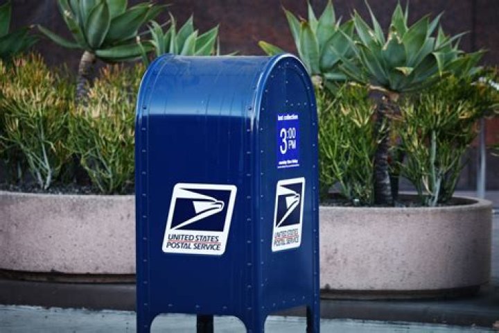 What is the best mailbox service?