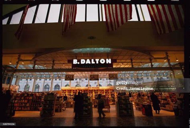 When did B Dalton close?