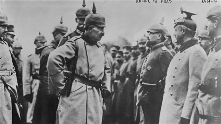 Who was the Russian czar at the beginning of WWI?