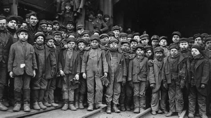 Why did so many children begin to work in the Industrial Revolution?